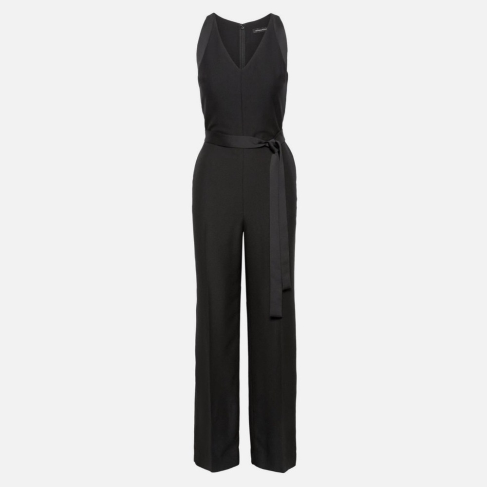 Banana Republic 🔥 Sleeveless Black V-Neck Jumpsuit with Waist Tie
